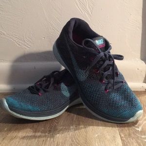 Size 7 Nike Flyknit Lunar 3 Running Shoes